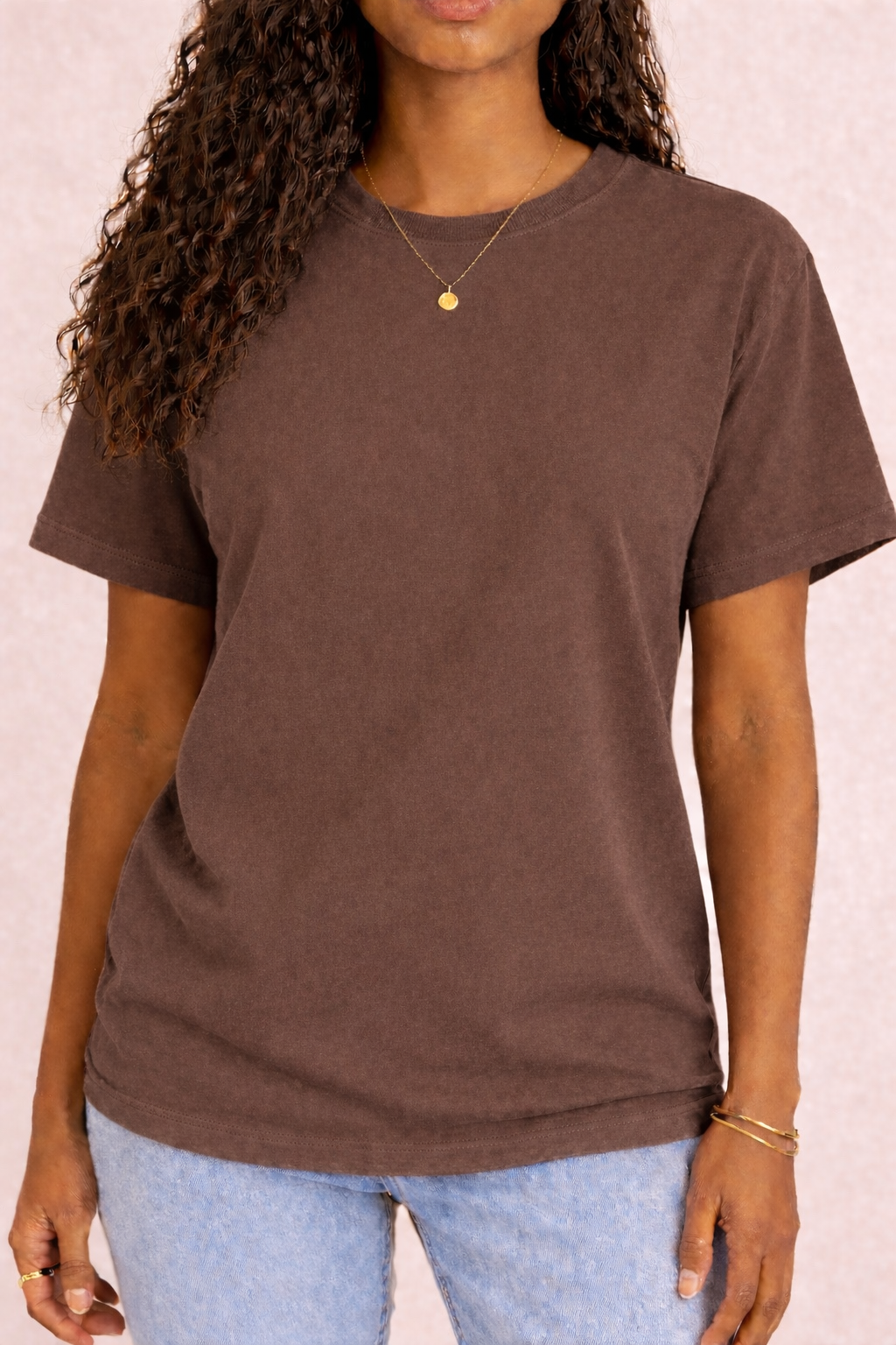 This Mama Prays | Religious Graphic T | Faith Based
